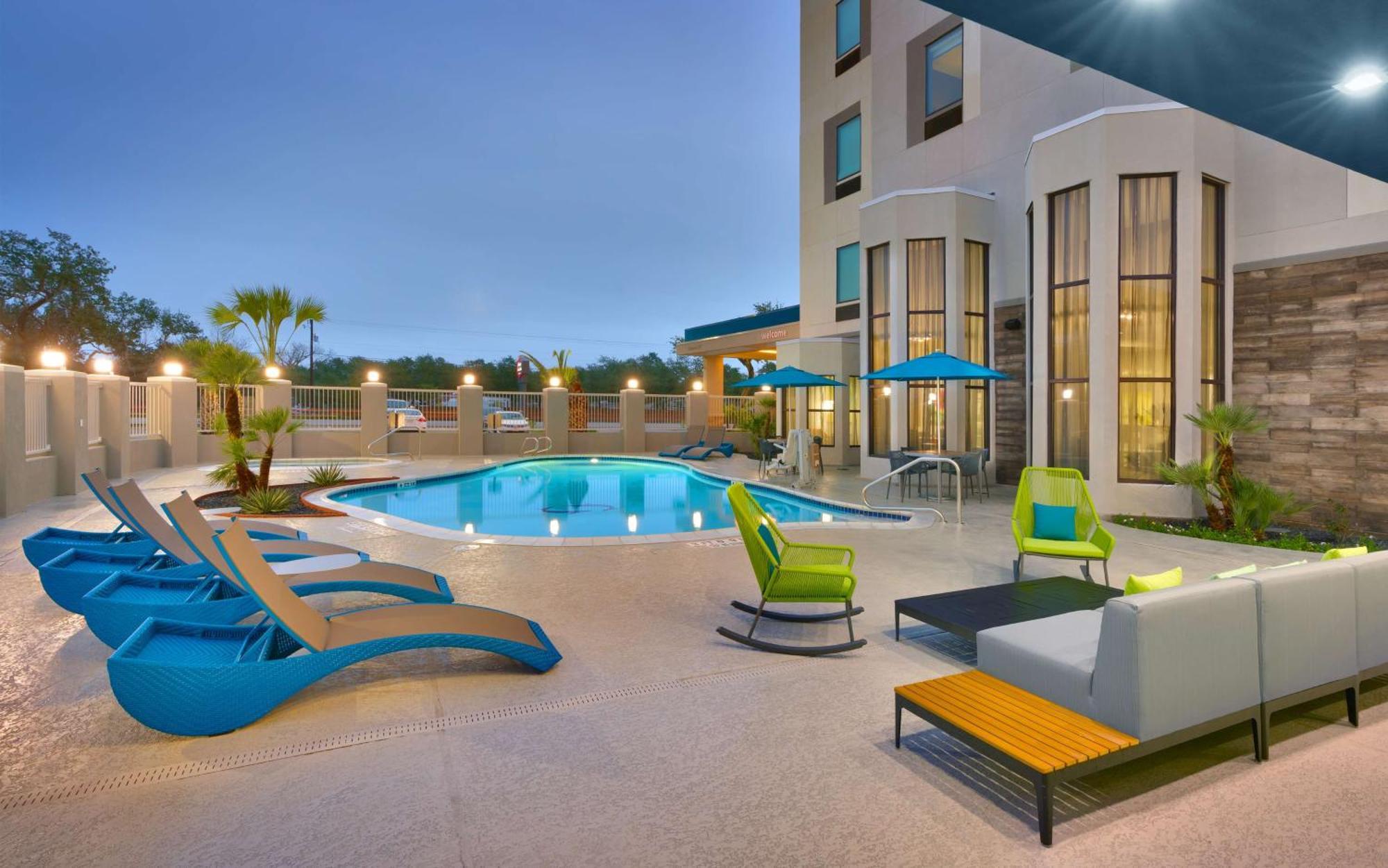 Hampton Inn & Suites Rockport-Fulton Exterior photo